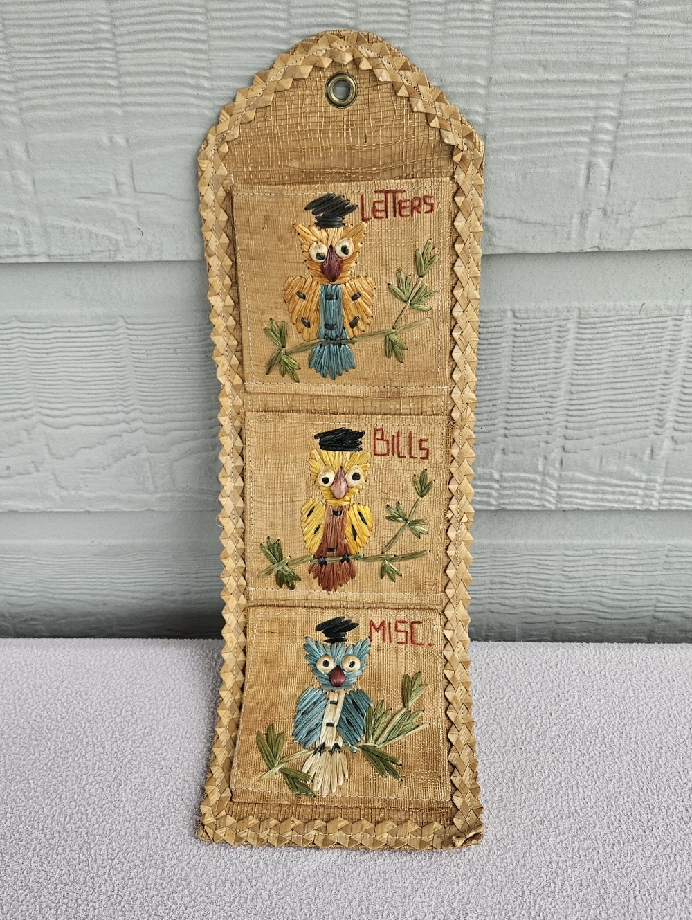 Woven Jute Bird Wall Pocket Bills Letters Misc Hanging Organizer MCM VTG 18.5"